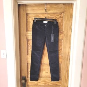 NWT Girls Abercrombie corduroy jegging says 12 on tag but probably closer sz 8.